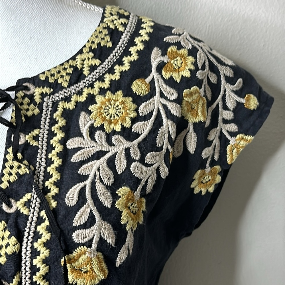 Johnny Was Black Lace-Up Embroidered Floral Blouse with Gold Accents - Picture 3 of 7